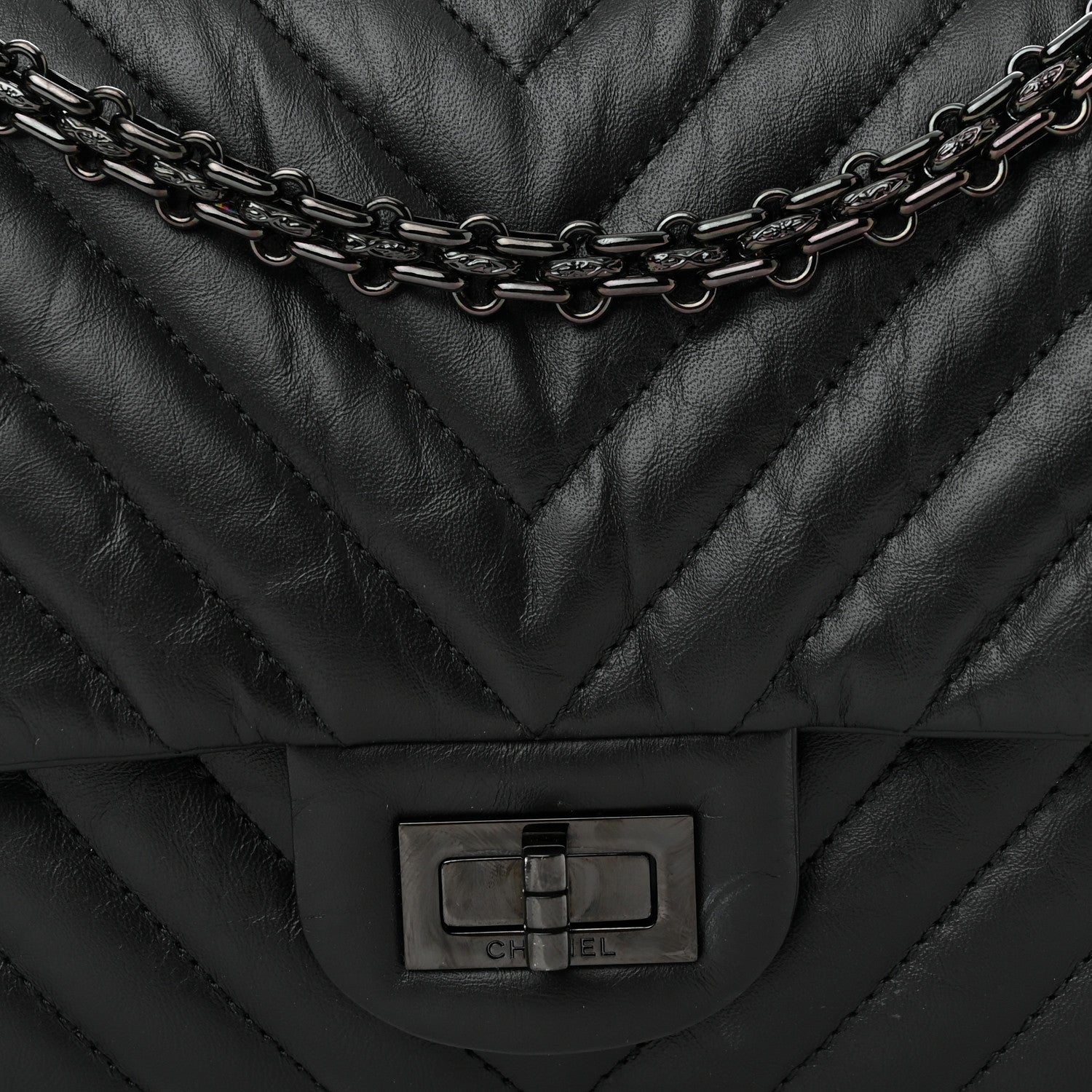 Chanel Aged Calfskin Chevron Quilted 2.55 Reissue 225 Flap So Black 8 of 10