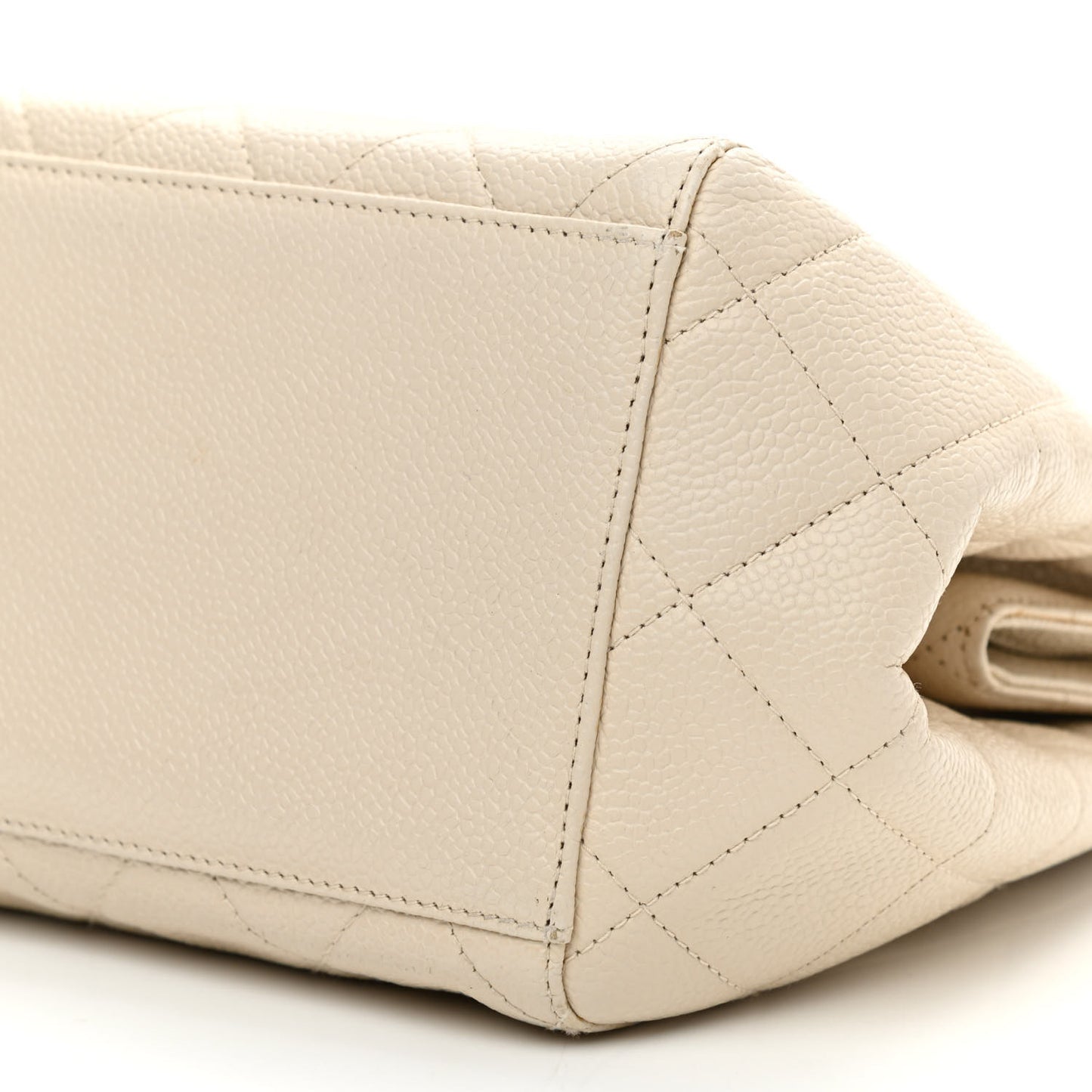 Caviar Quilted Small Chain Shoulder Bag White