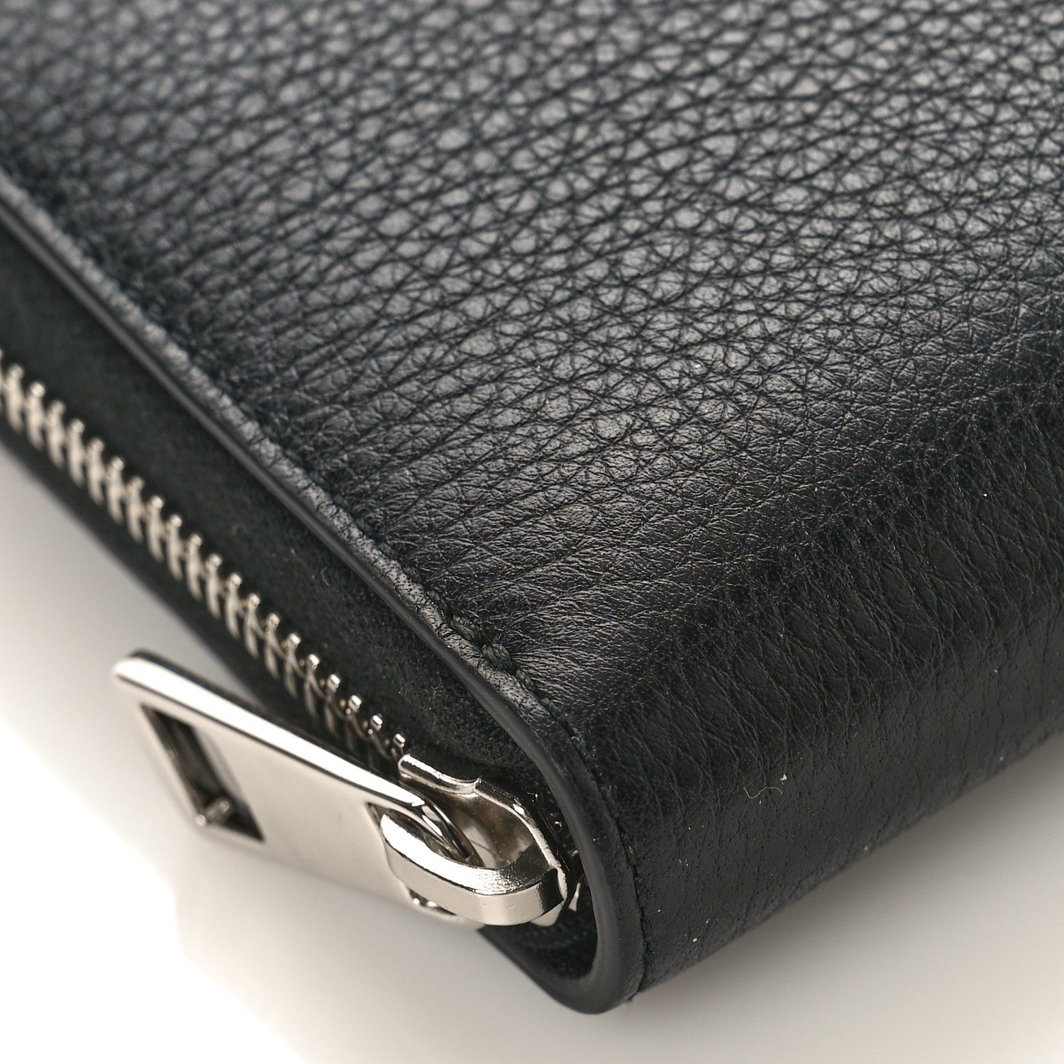 Gucci Pebbled Calfskin Dorian Zip Around Wallet Black 7 of 8
