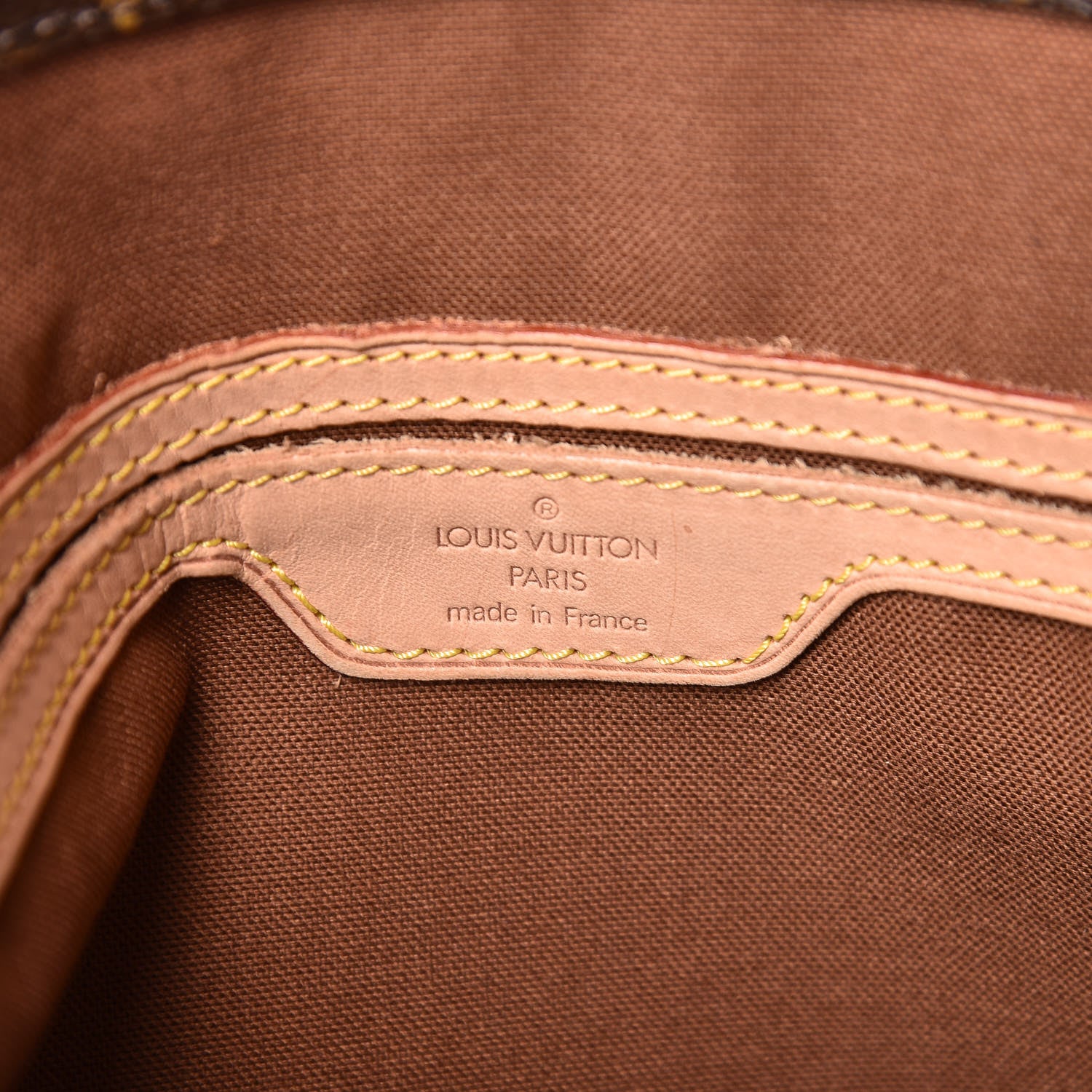 Louis Vuitton Monogram Cabas Mezzo 6 of 12