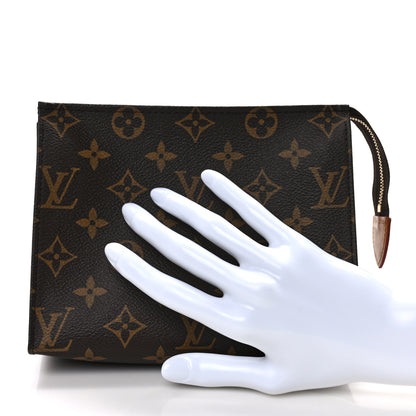 Louis Vuitton Monogram Toiletry Pouch 19 2 of 11