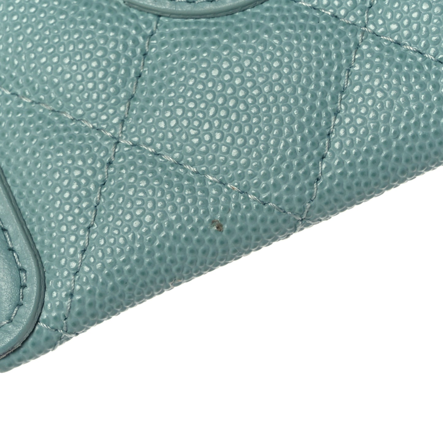 Caviar Quilted Filigree Card Holder Light Blue