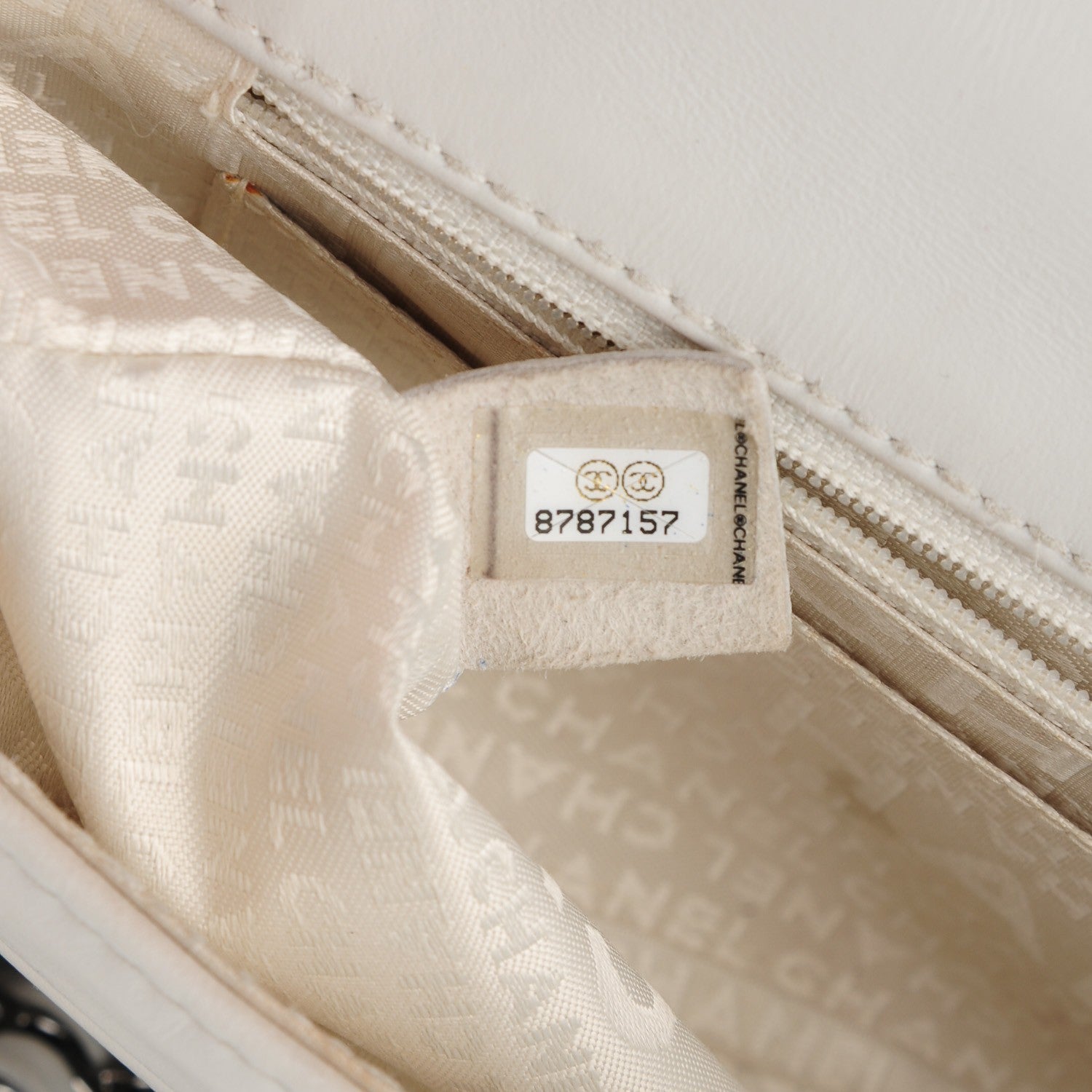 Chanel Lambskin Chocolate Bar 5 Chain Flap White 8 of 8