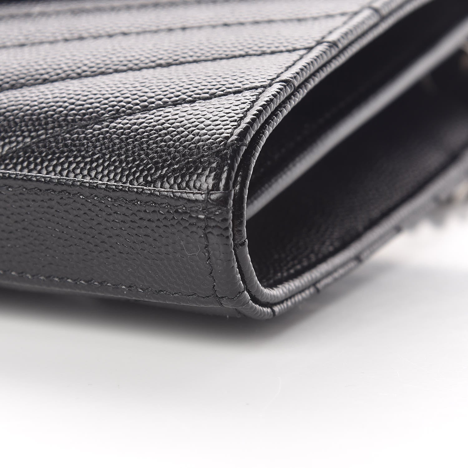 Saint Laurent Grain De Poudre Matelasse Chevron Monogram Chain Wallet Black 9 of 10