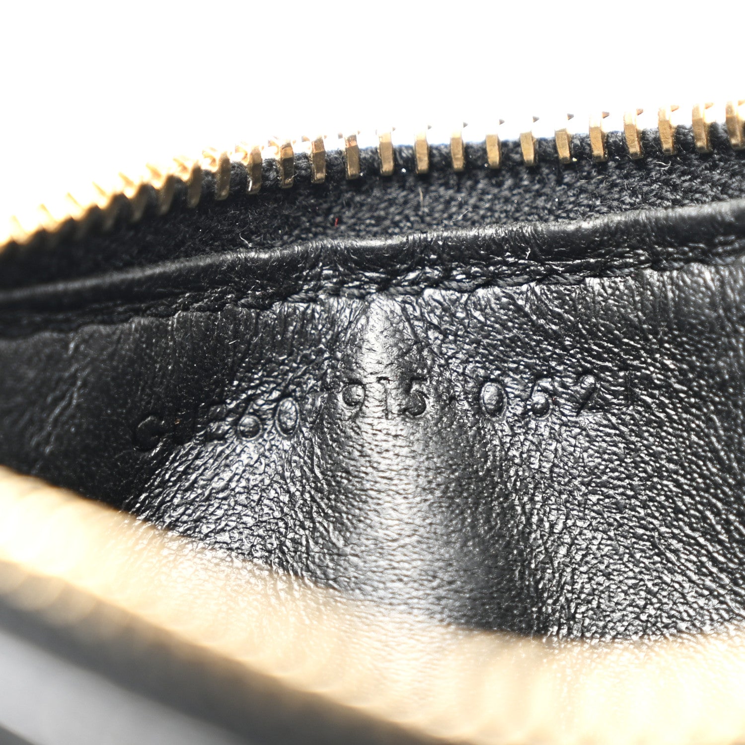 Saint Laurent Grain De Poudre Matelasse Chevron Monogram Fragments Zippered Card Case Black 7 of 7