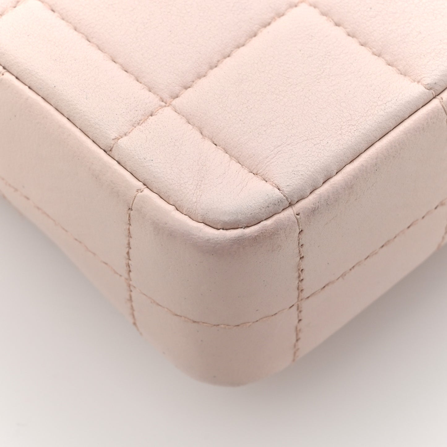 Lambskin East West Chocolate Bar Flap Pink