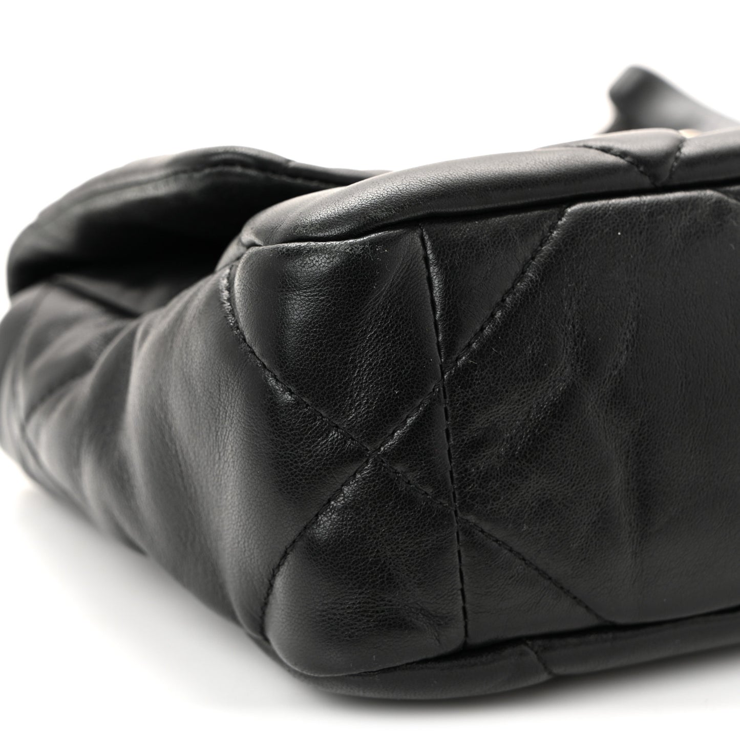 Lambskin Quilted Medium Chanel 19 Flap Black