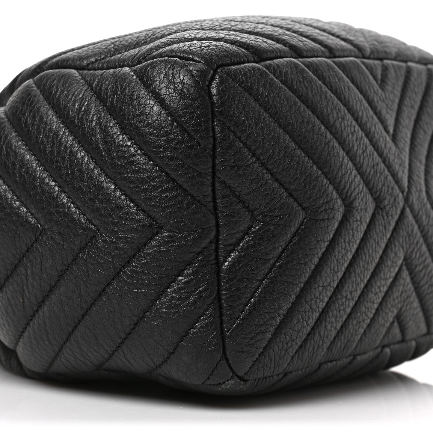 Deerskin Chevron Small CC Chain Bucket Drawstring Bag Black