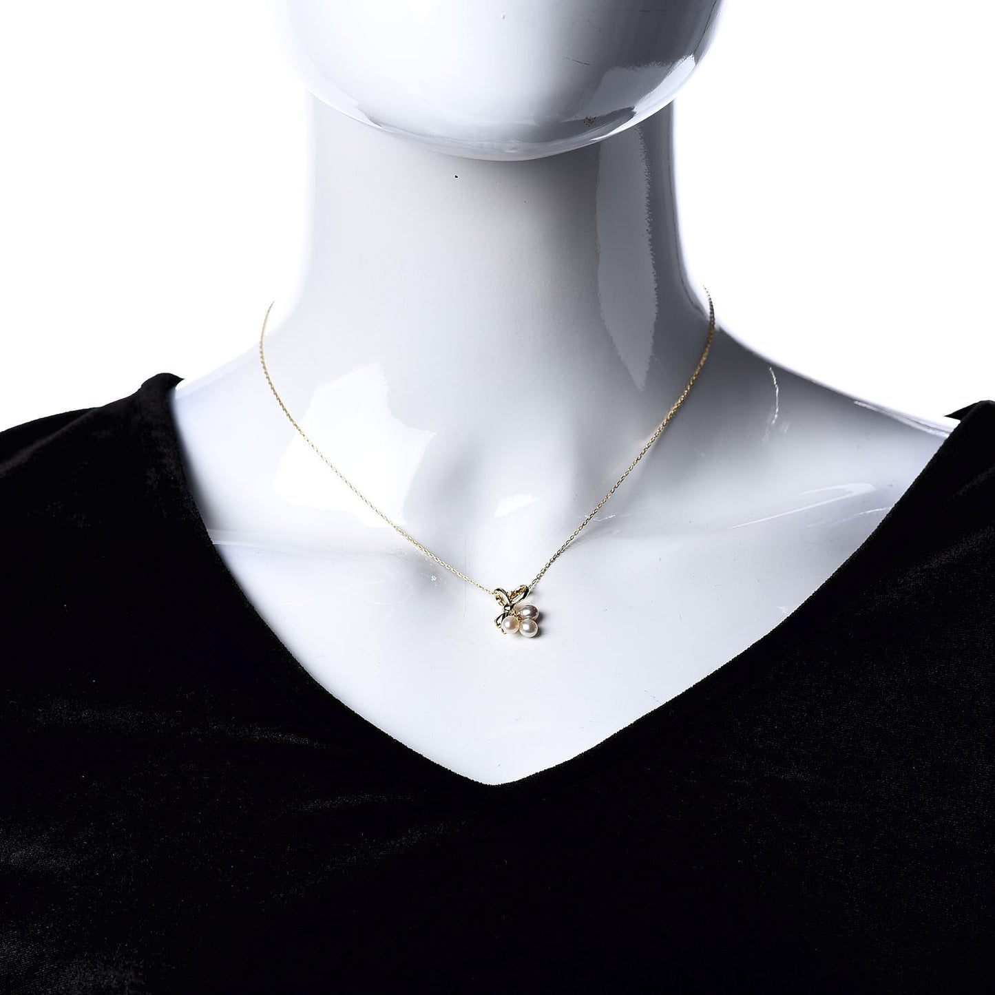 18K Yellow Gold Akoya Pearl Ribbon Pendant Necklace