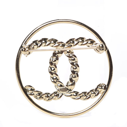 Chanel Crystal Round CC Brooch Gold 3 of 5