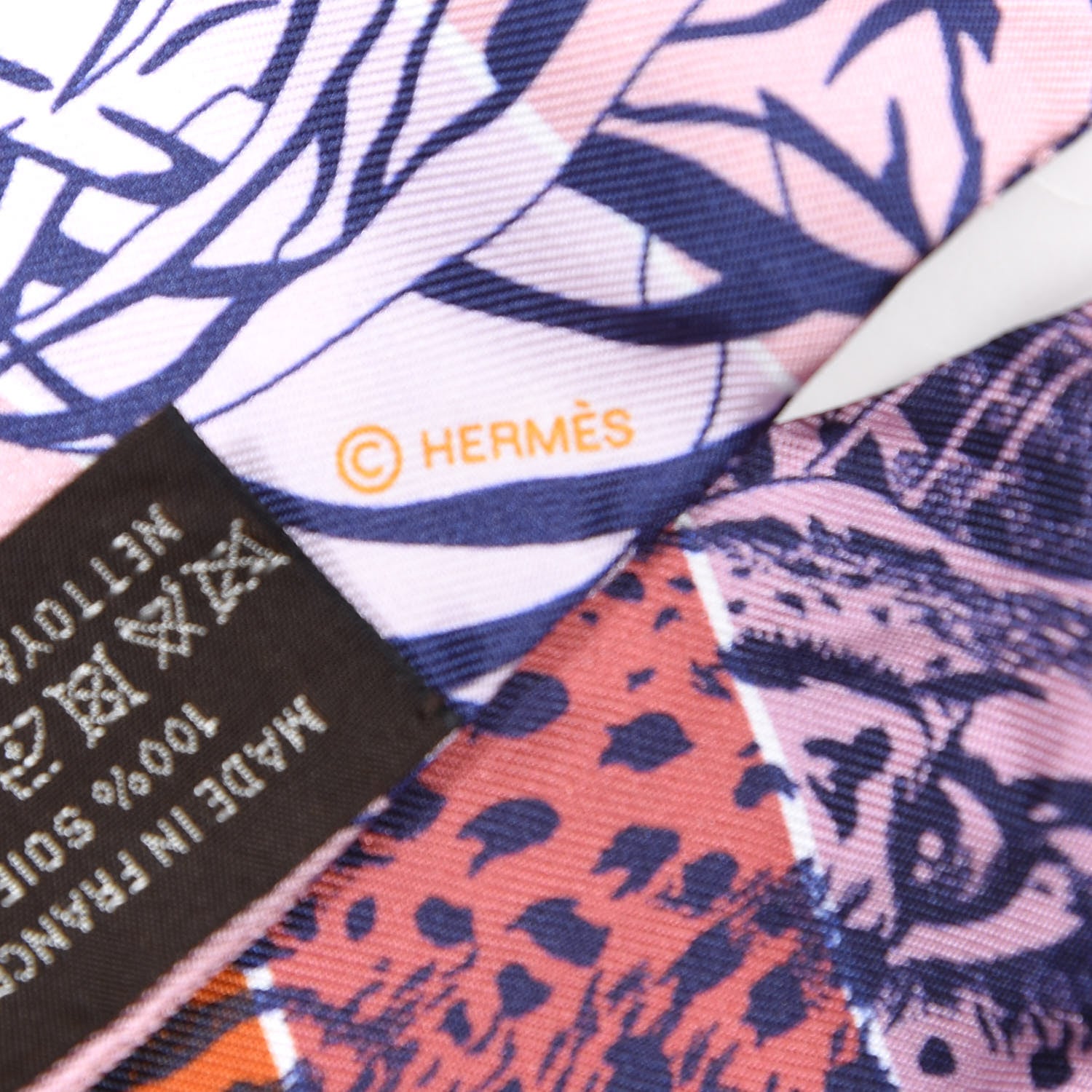 Hermes Silk Jungle Love Rainbow Twilly Orange Encre Vieux Rose 4 of 5