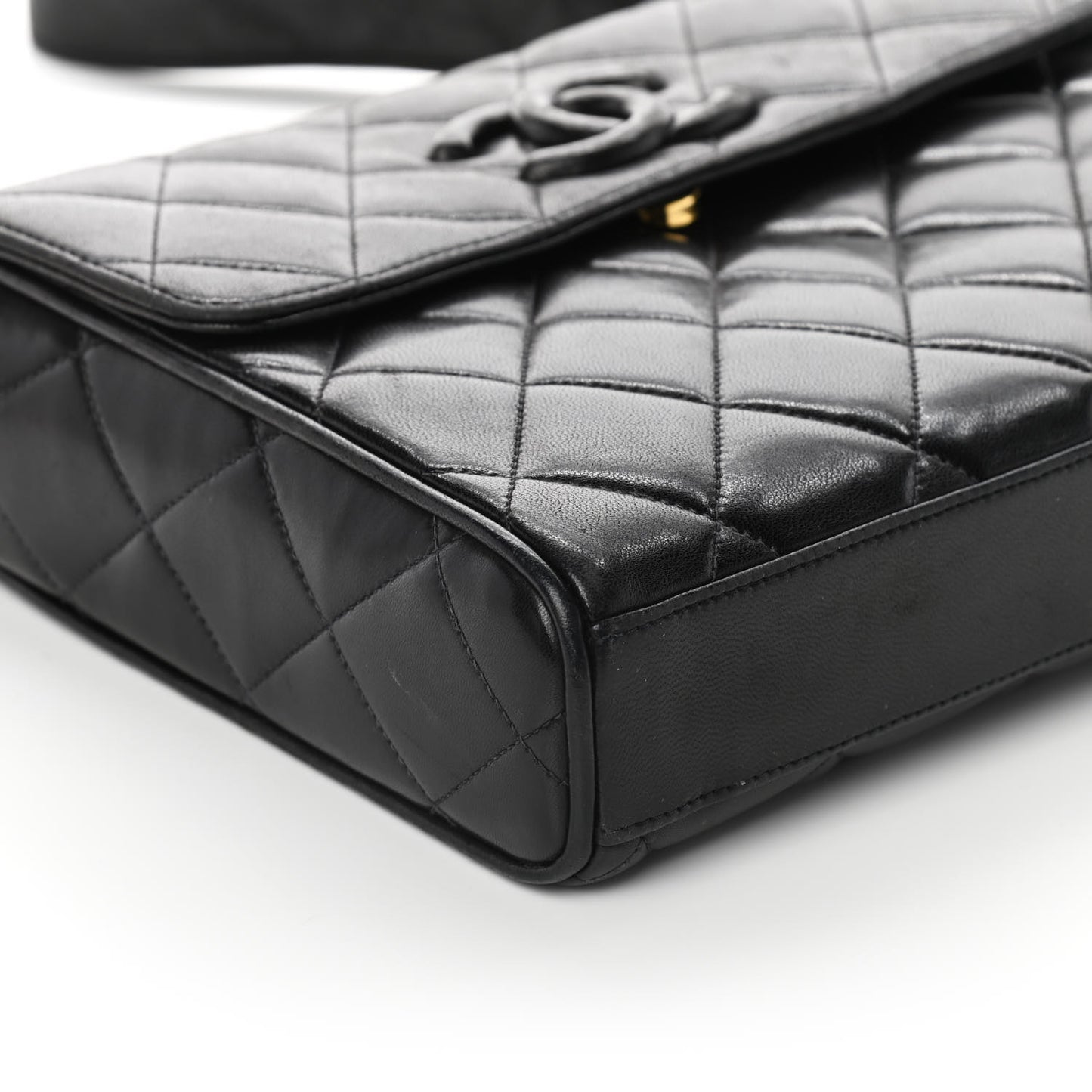 Lambskin Quilted CC Single Flap Shoulder Bag Black