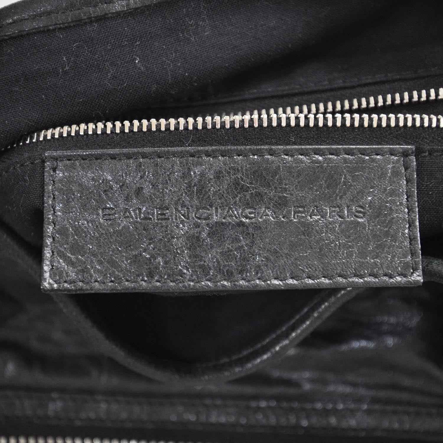 Balenciaga Chevre Giant Besace Hobo Black 6 of 7