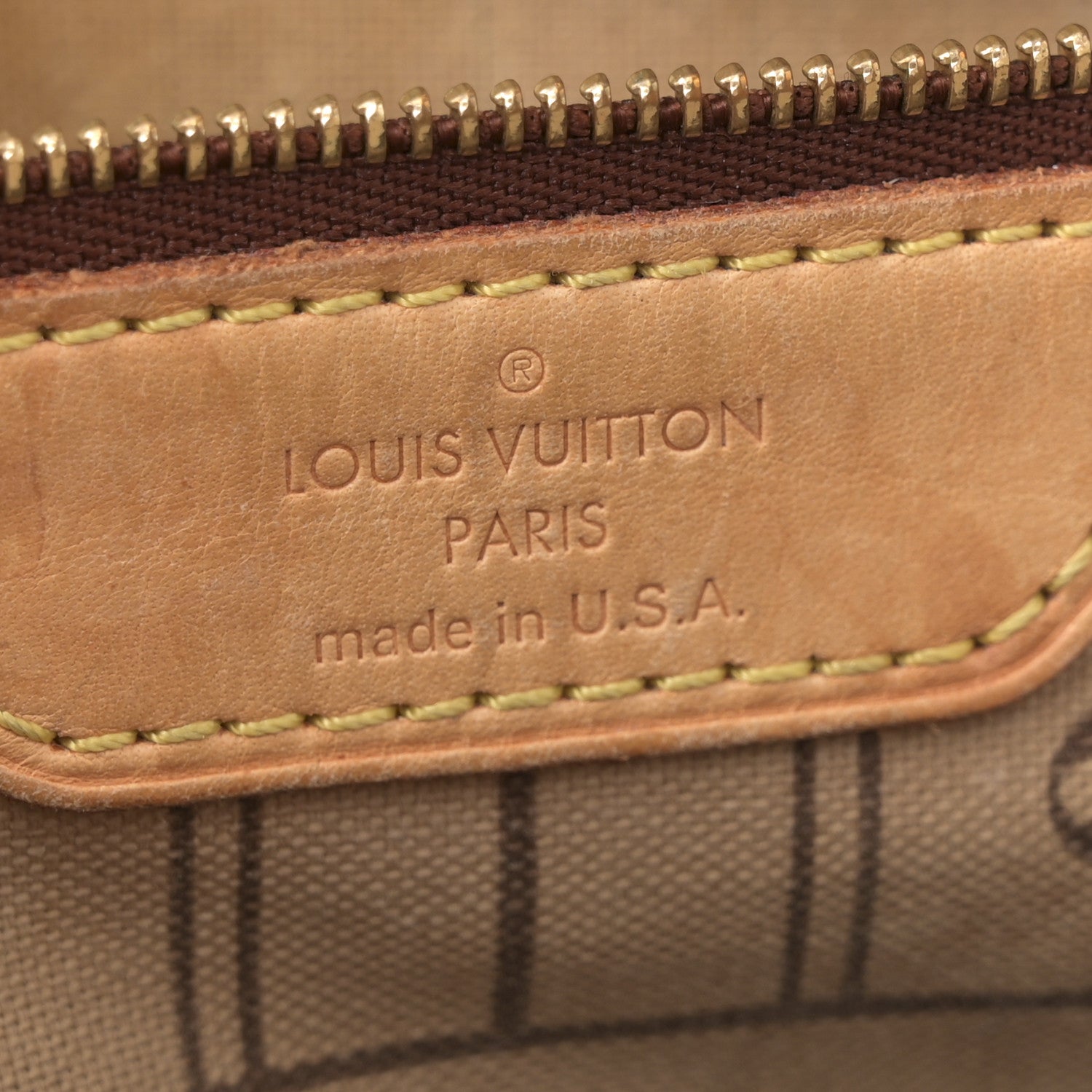 Louis Vuitton Monogram Neverfull MM 11 of 33