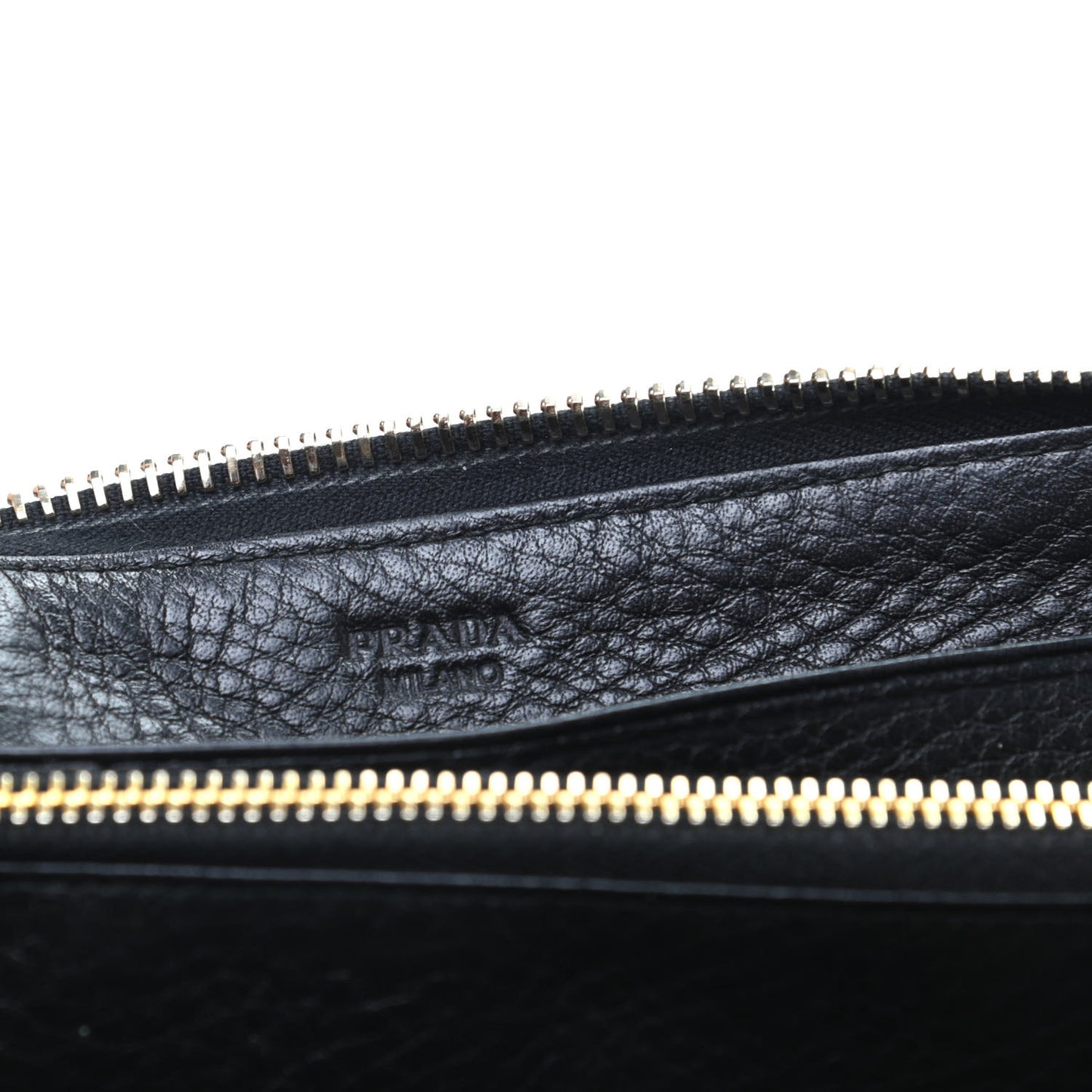 Vitello Daino Zip Around Wallet Black