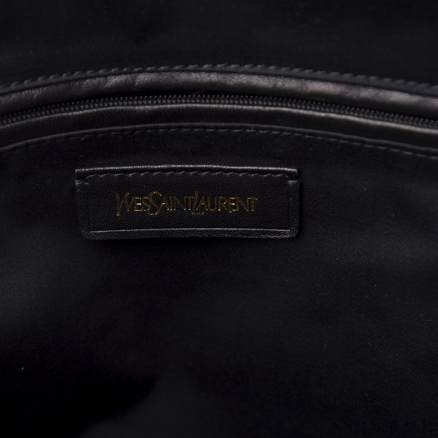 Patent Oversized Muse Black