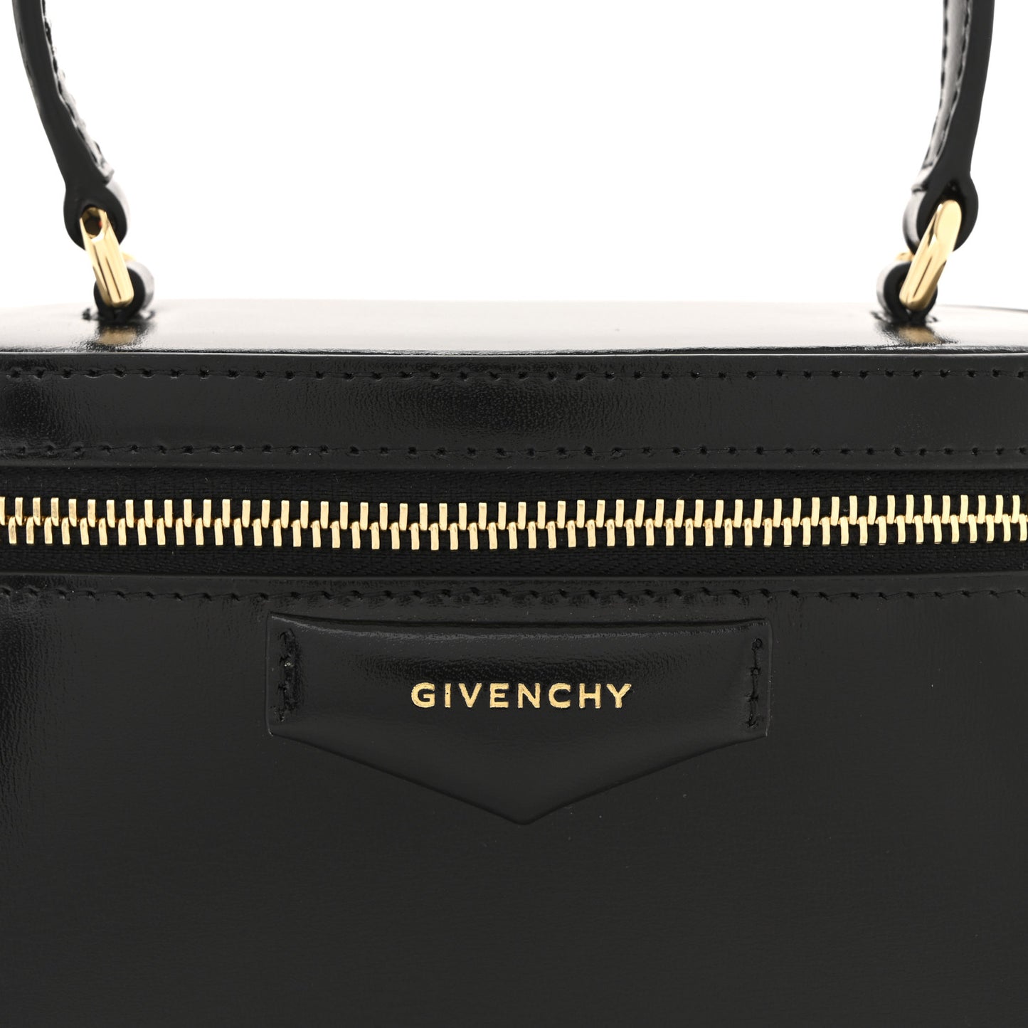 Box Calfskin Antigona Vanity Bag With Chain Black