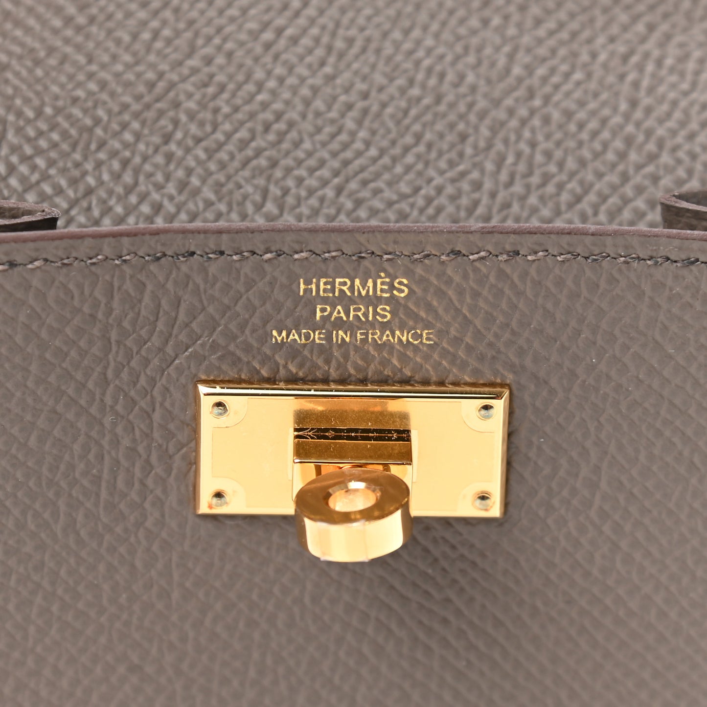 Epsom Kelly Pocket Compact Wallet Etain