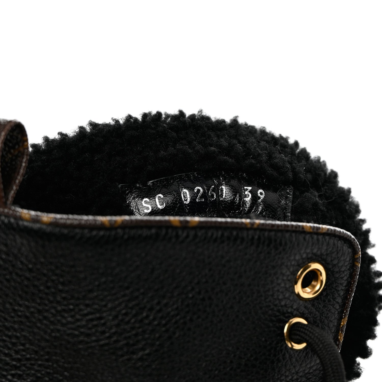 Louis Vuitton Grained Calfskin Shearling LV Beaubourg Ankle Boots 39 Black 11 of 16
