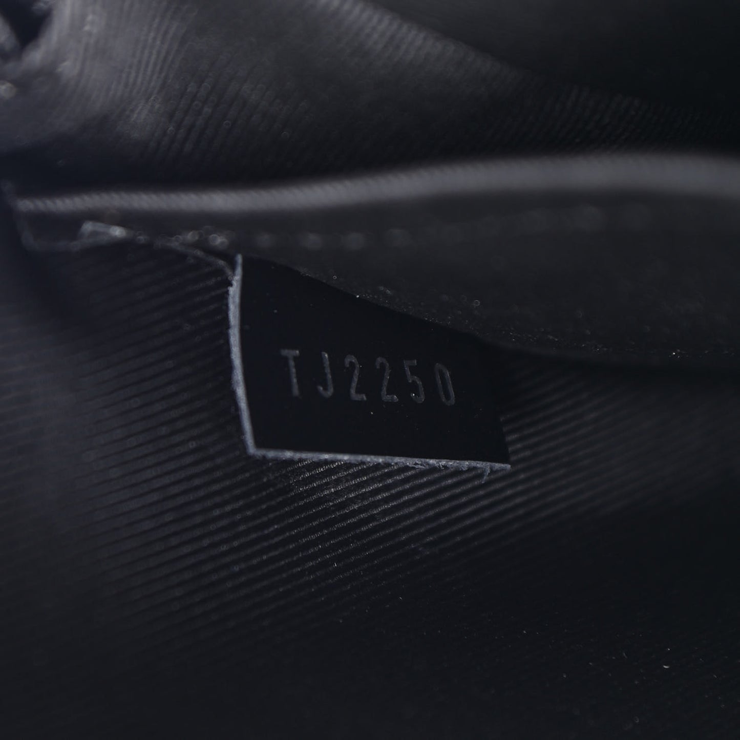 Reverse Monogram Eclipse Trio Messenger