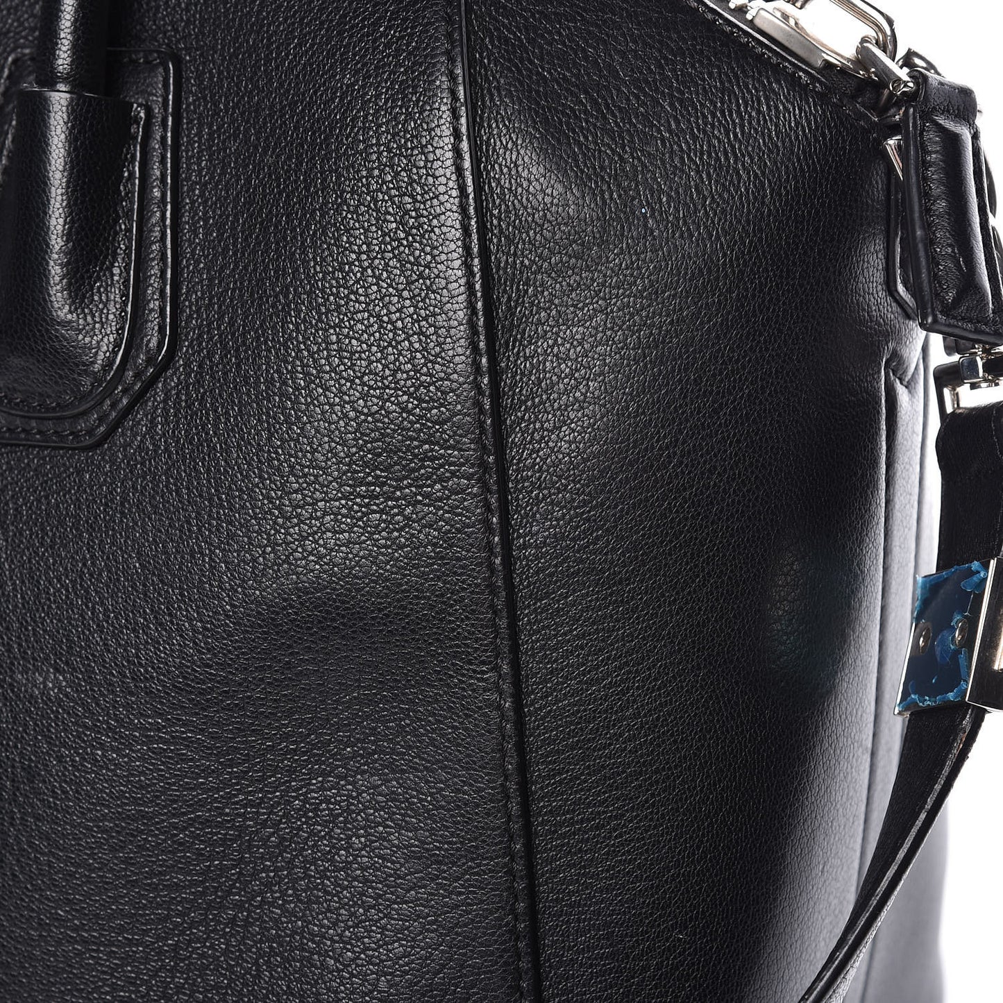 Sugar Goatskin Medium Antigona Black