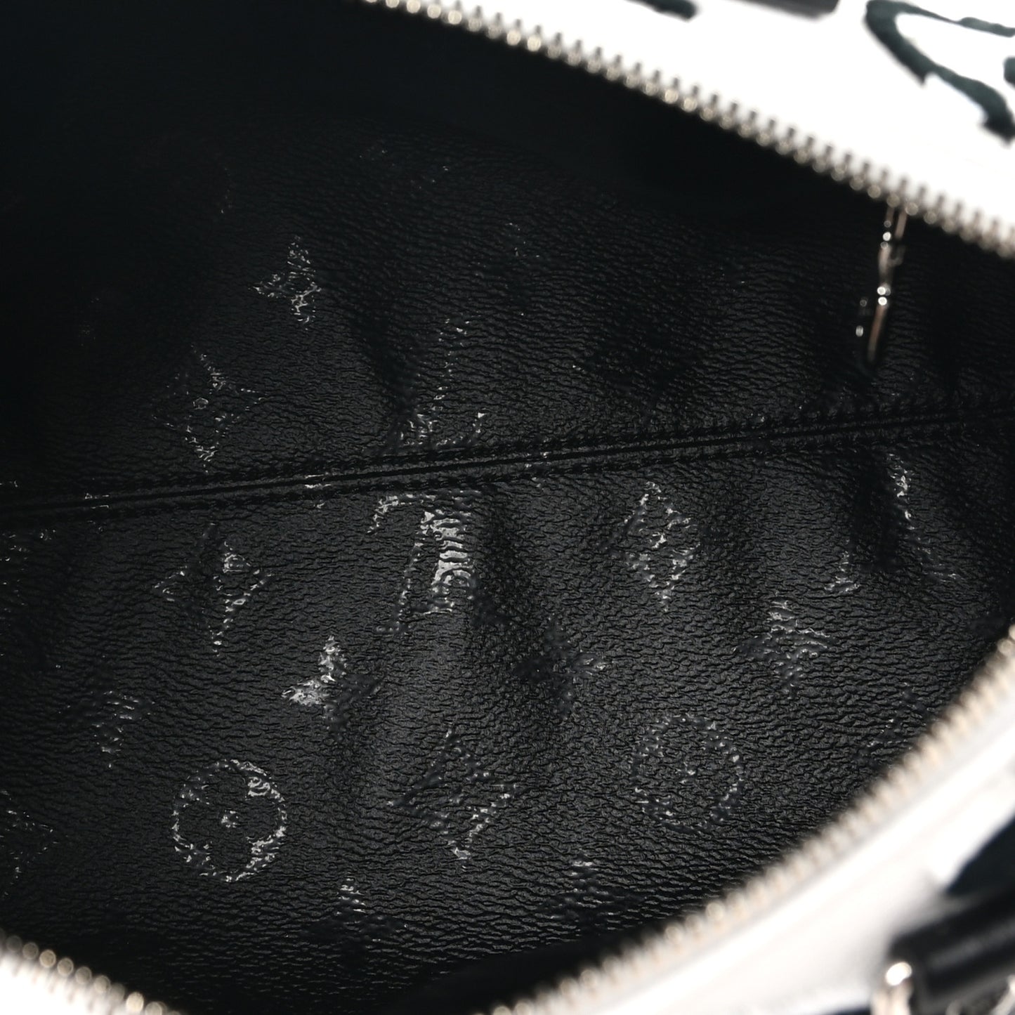 X UF Tufted Monogram Speedy Bandouliere 25 White Black