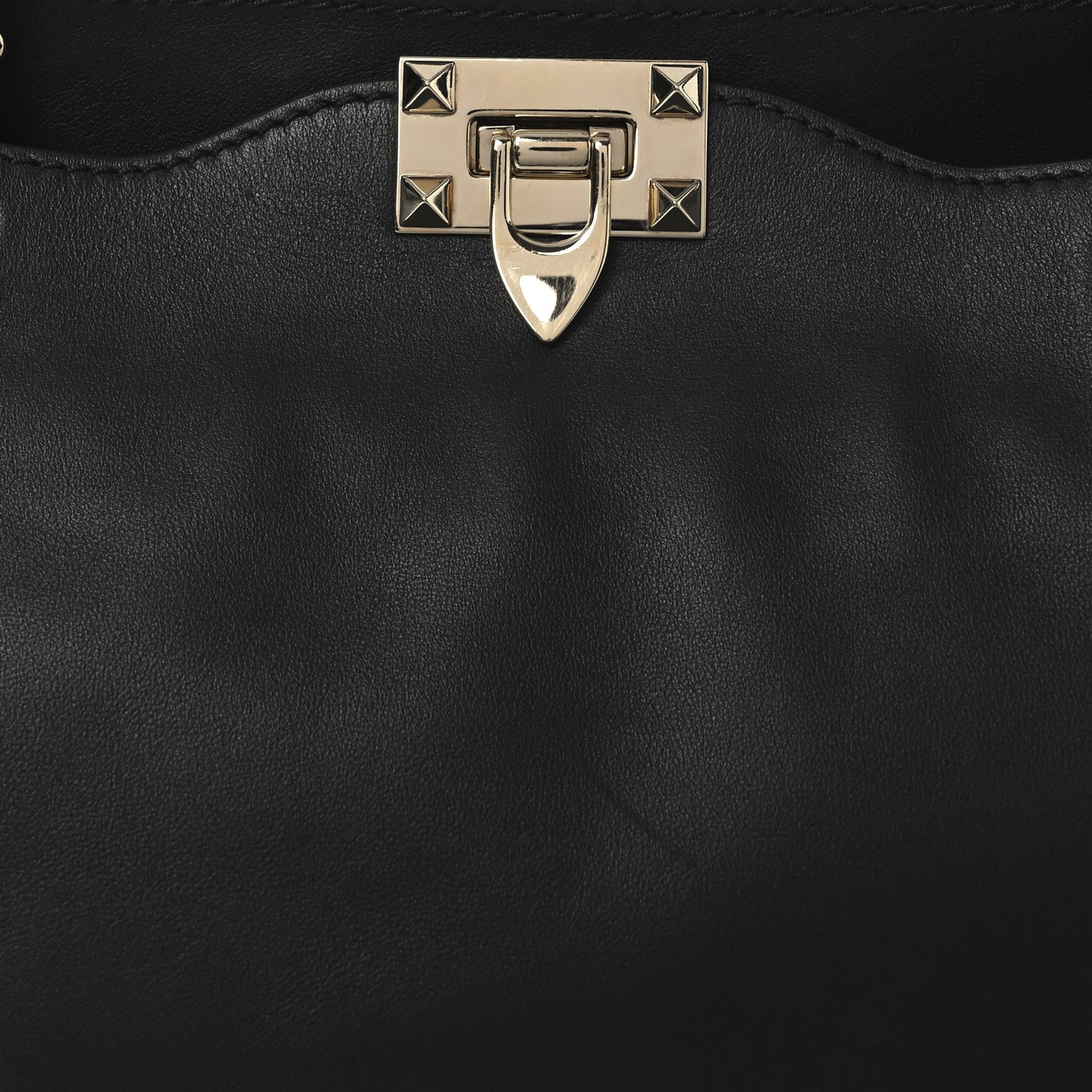 Vitello Medium Rockstud Tote Black
