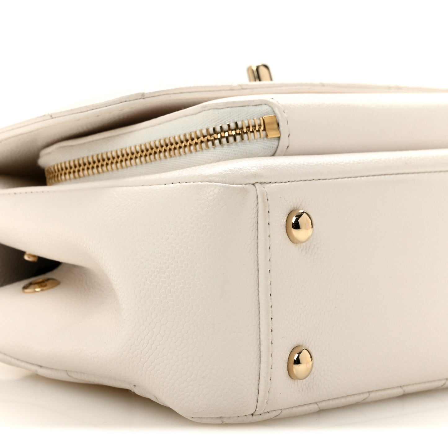 Caviar Quilted Small Business Affinity Flap White