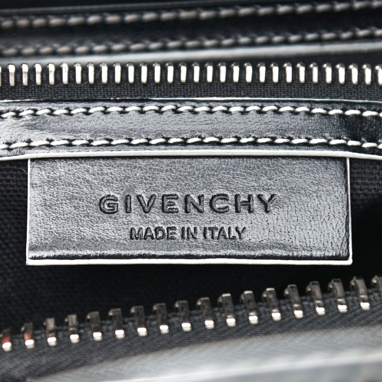 Calfskin Contrast Topstitch Small Antigona Black White