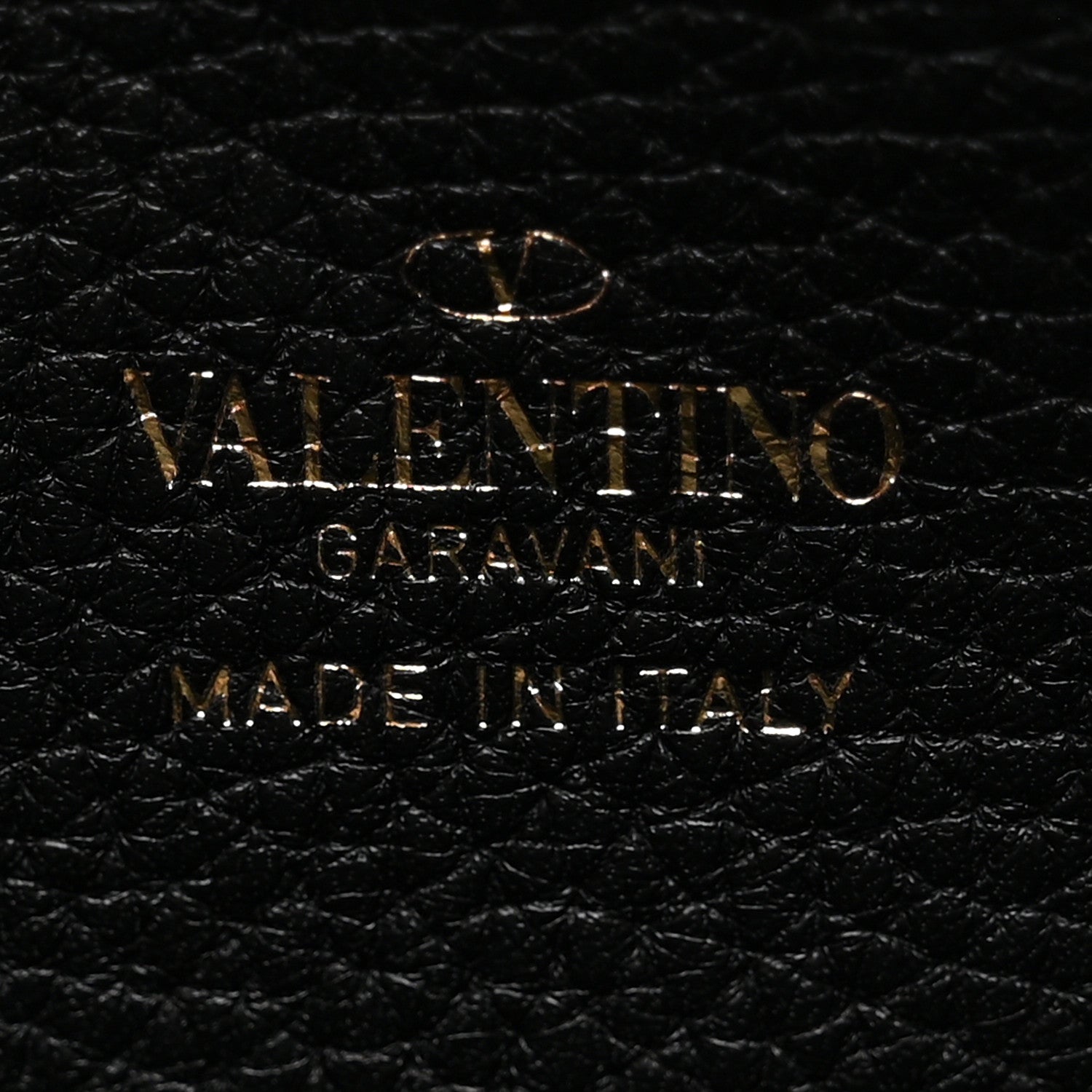 Valentino Garavani Pebbled Calfskin Rockstud Zip Around Wallet Black 6 of 6