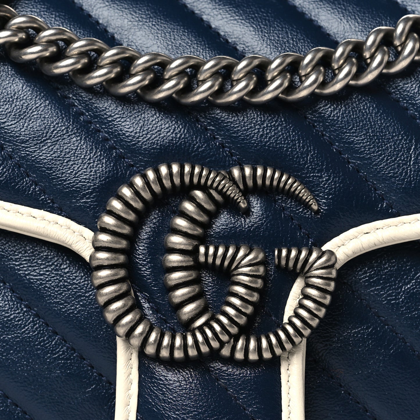 Vintage Effect Calfskin Matelasse Diagonal Small Torchon GG Marmont Shoulder Bag Blue Agata Mystic White