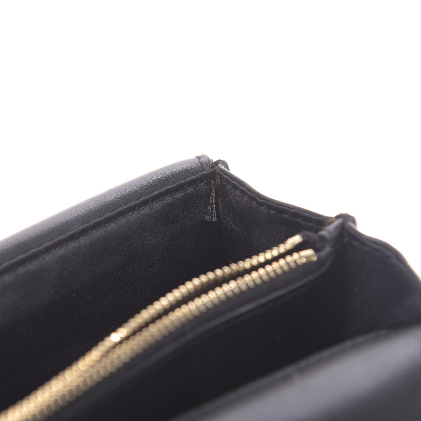Calfskin Rockstud Wallet on Chain Black