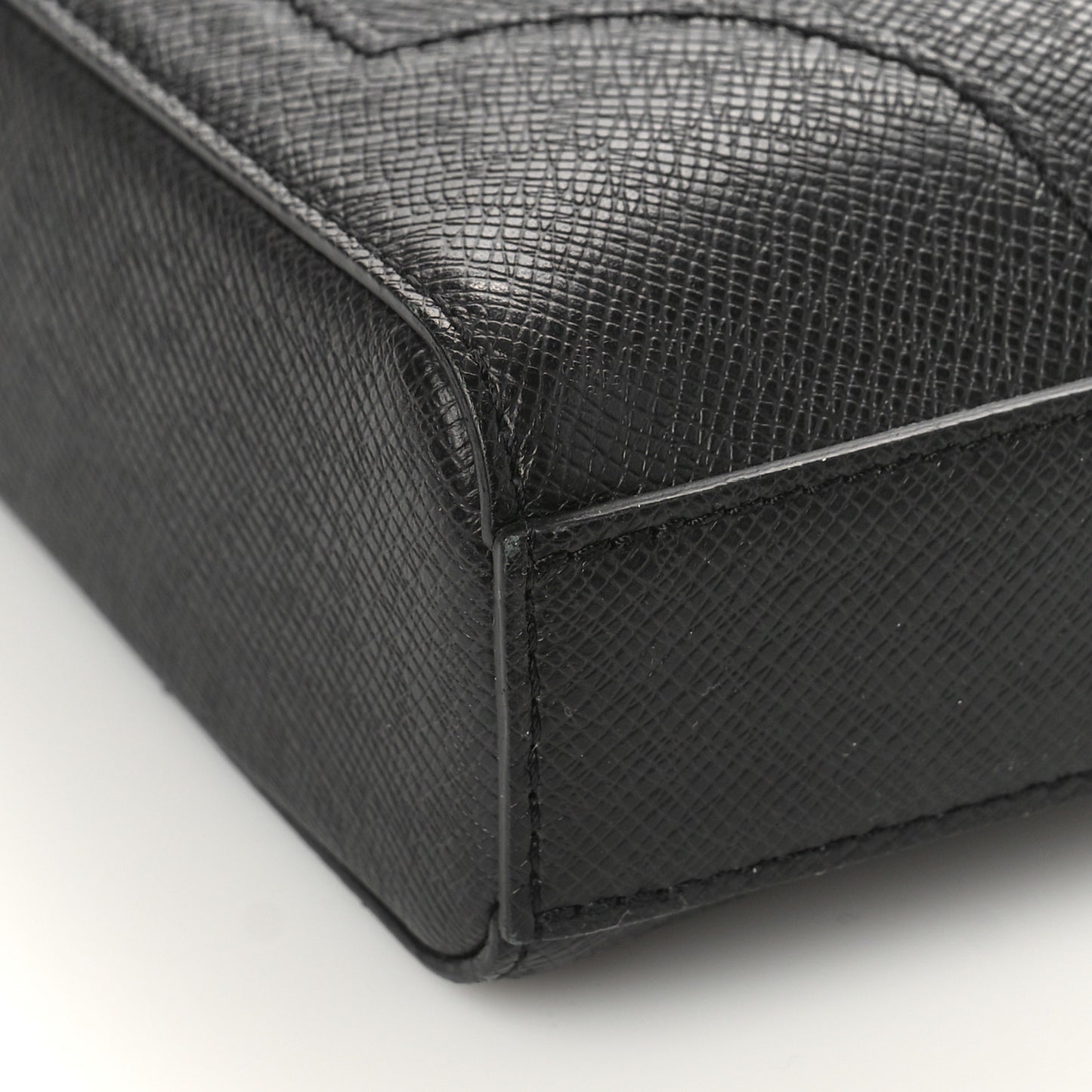 Taiga Slim Briefcase Black