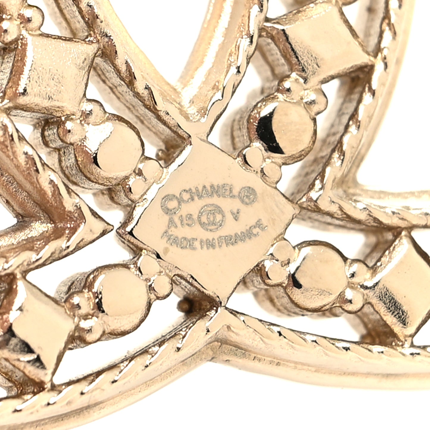 Metal CC Brooch Light Gold