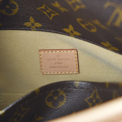 Louis Vuitton Monogram Artsy MM 5 of 9