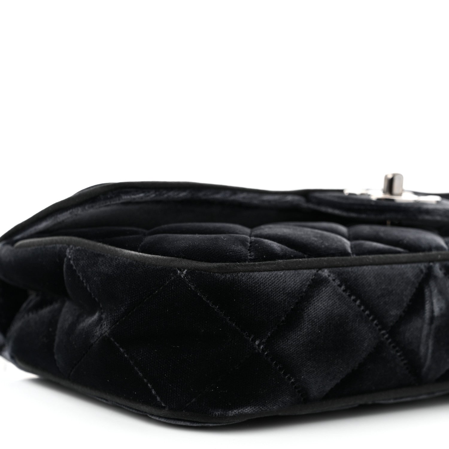 Chanel Velvet Quilted East West Flap Black 9 of 11