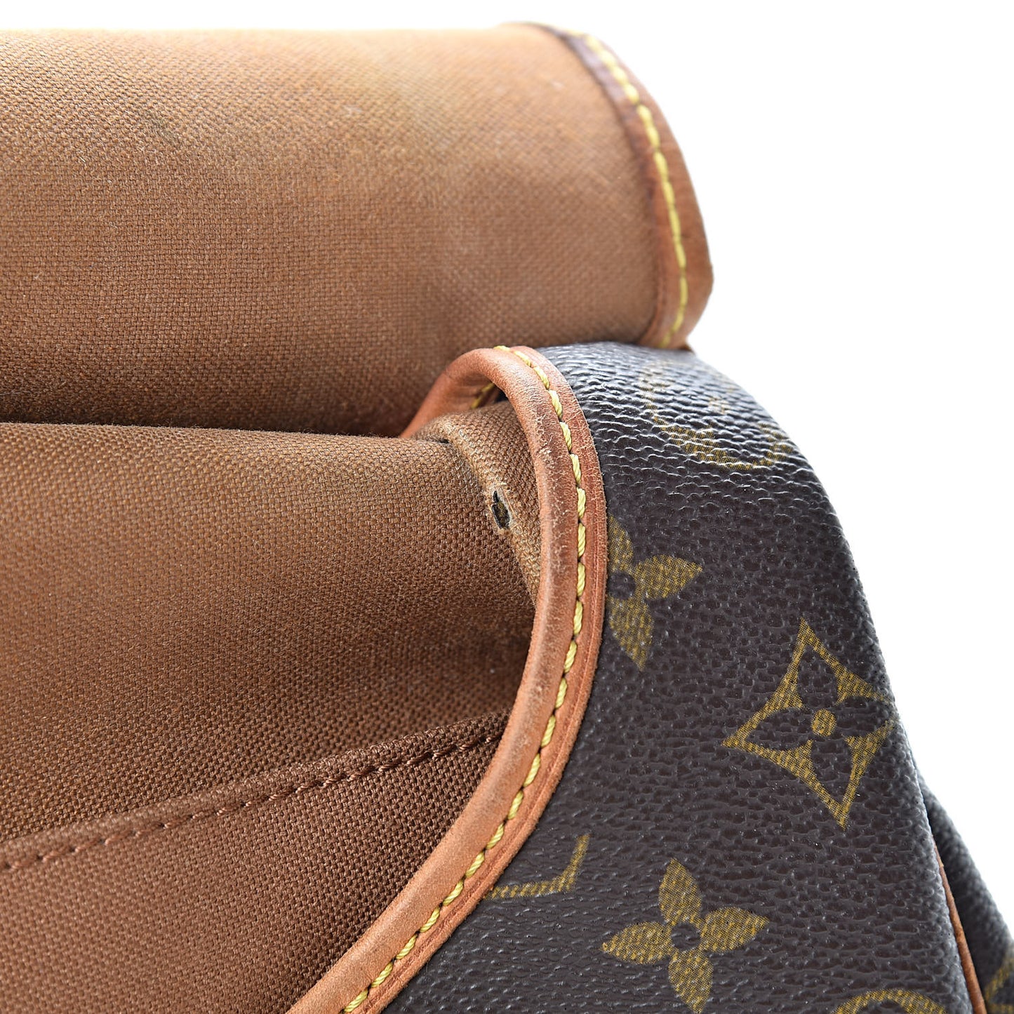 Monogram Saumur 35