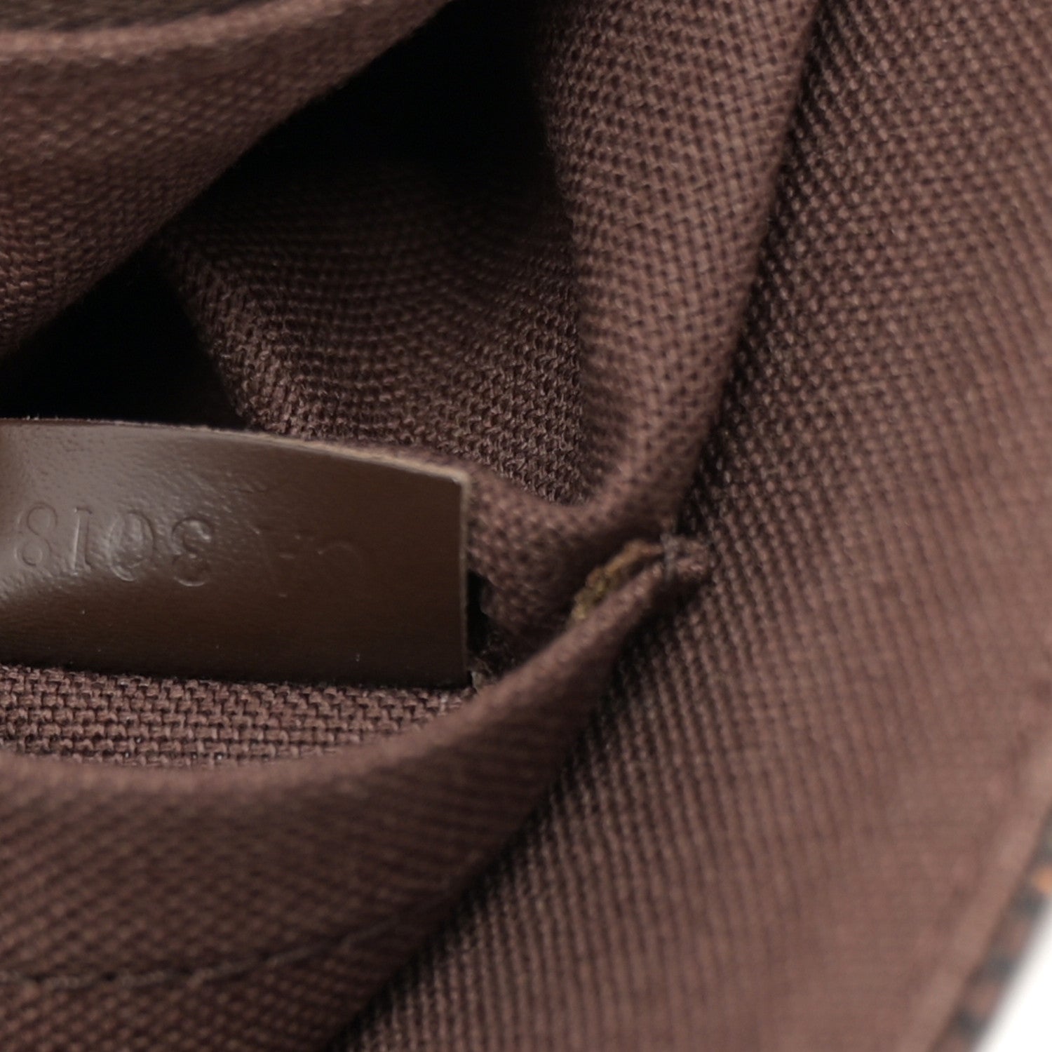 Louis Vuitton Damier Ebene Beaubourg 7 of 11