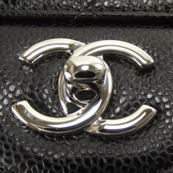 Caviar Jumbo Flap Black