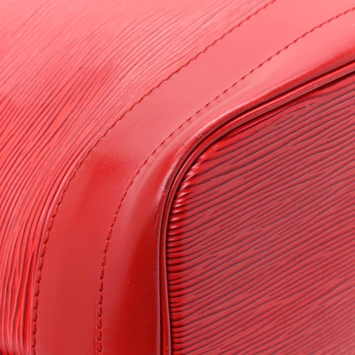 Louis Vuitton Epi Noe Castillan Red 14 of 18