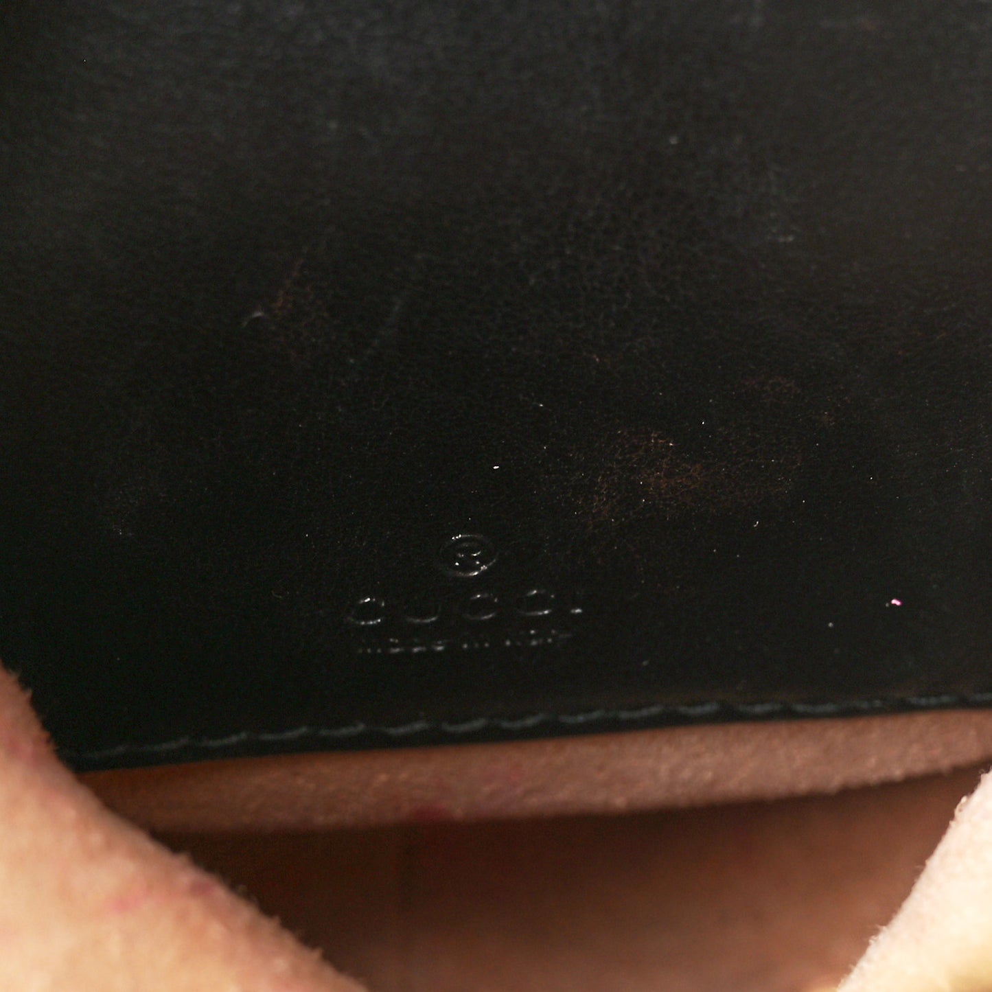 Calfskin Matelasse Mini GG Marmont Crossbody Bag Black