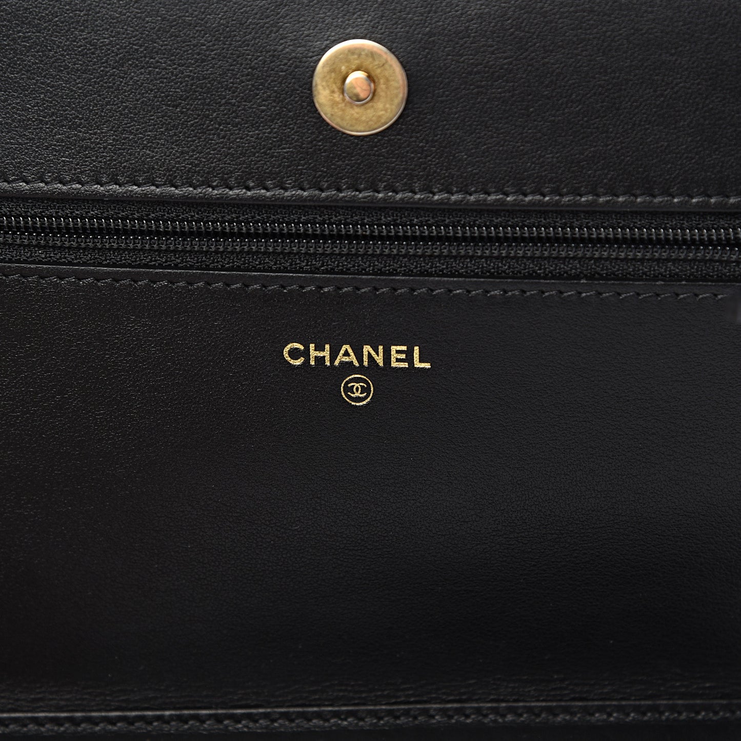 Caviar Quilted Boy Wallet On Chain WOC Black