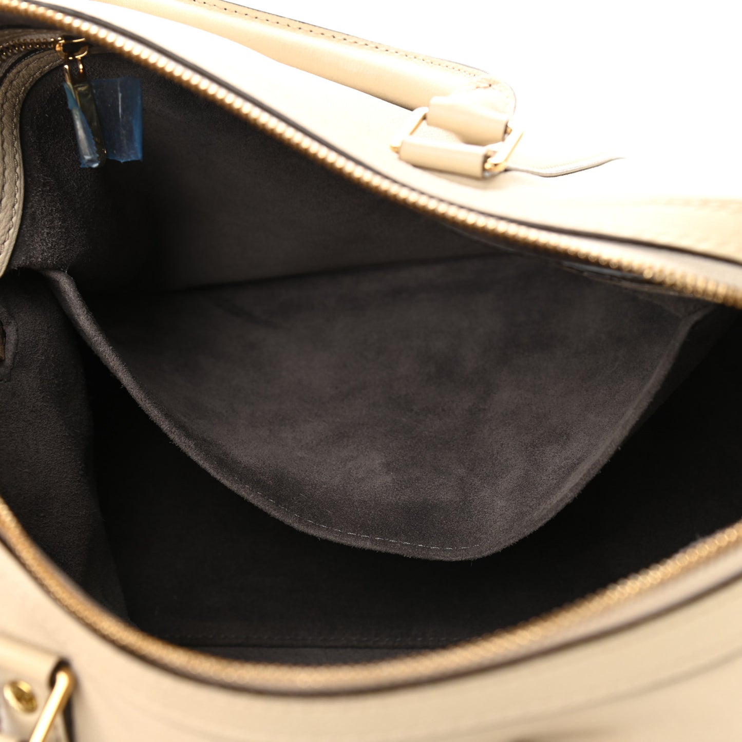 Veau Cachemire SC Bag PM Cream