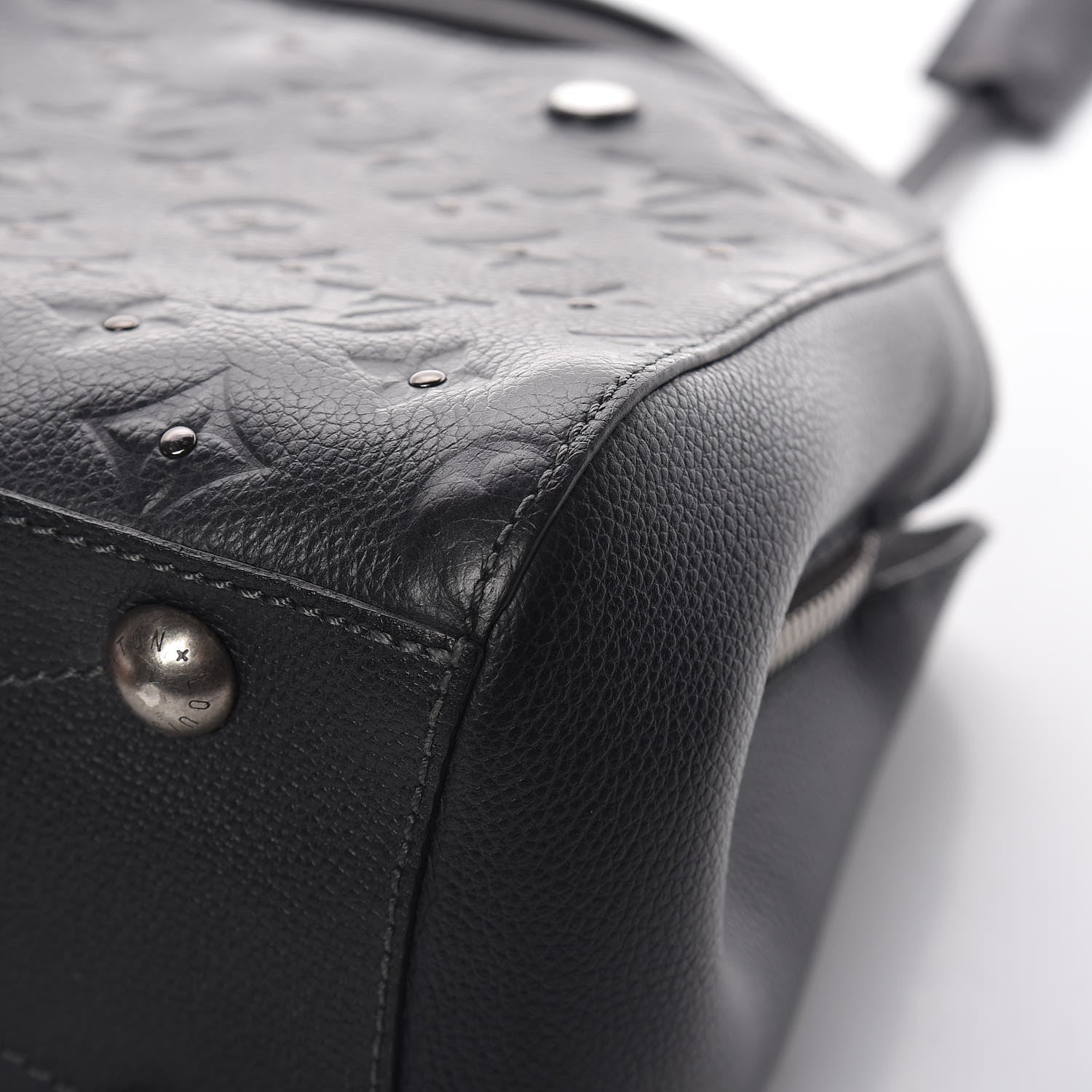 Louis Vuitton Empreinte Studded Montaigne BB Platine 13 of 15