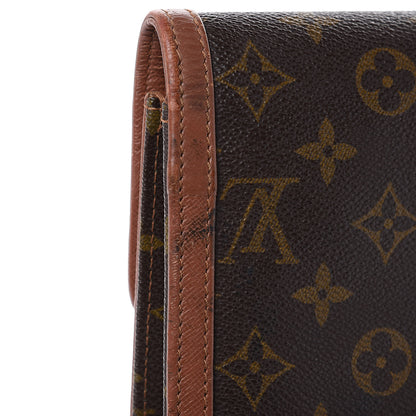 Louis Vuitton Monogram Pochette Dame 29 9 of 17