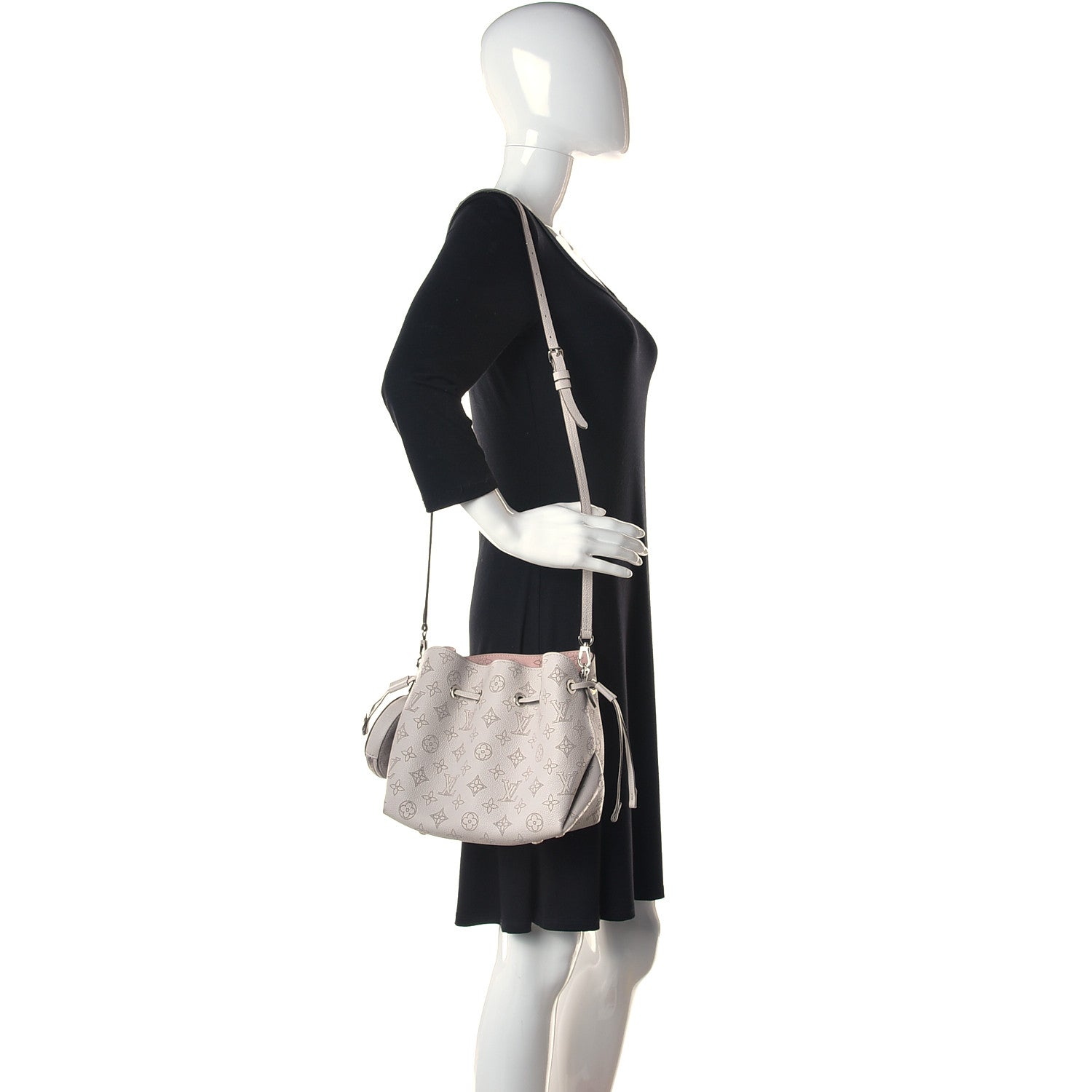 Louis Vuitton Mahina Bella Brume 2 of 11