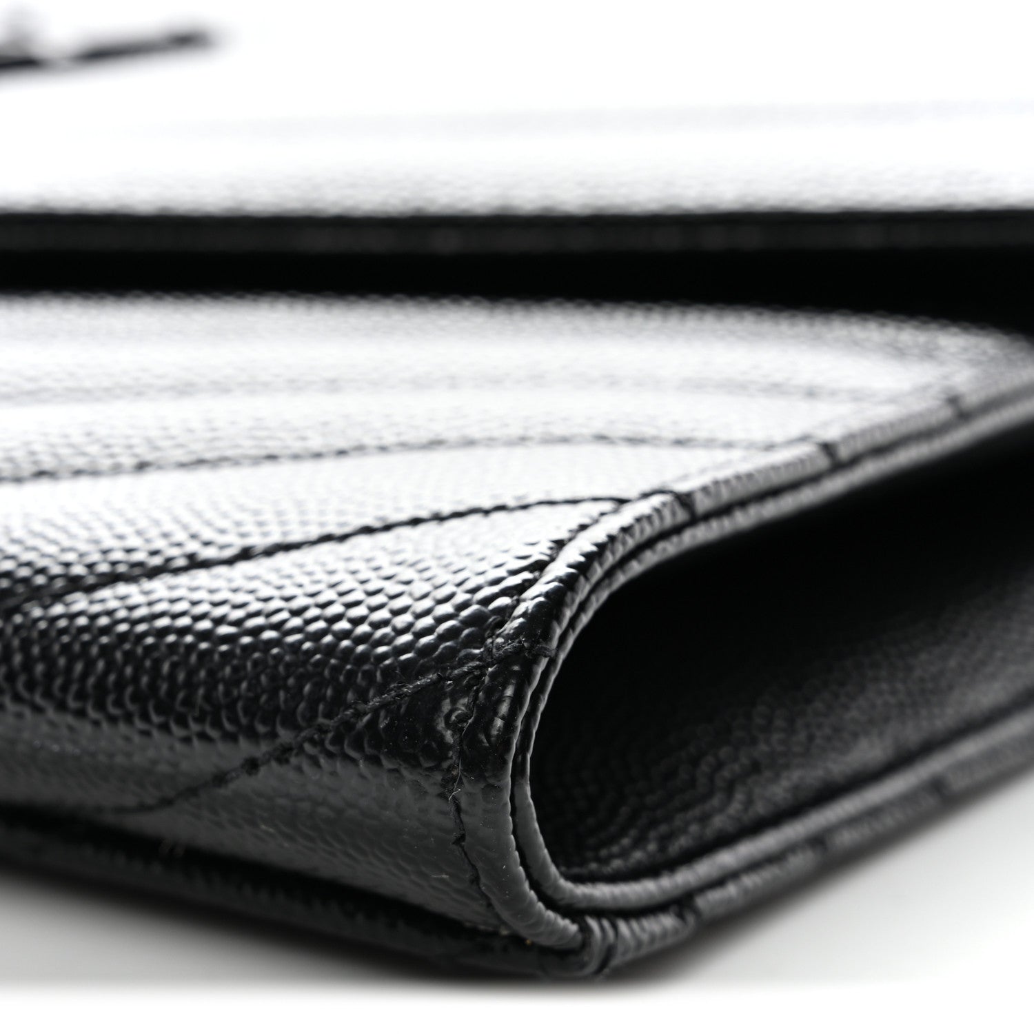 Saint Laurent Grain De Poudre Matelasse Chevron Monogram Monochrome Envelope Clutch Black 30 of 33