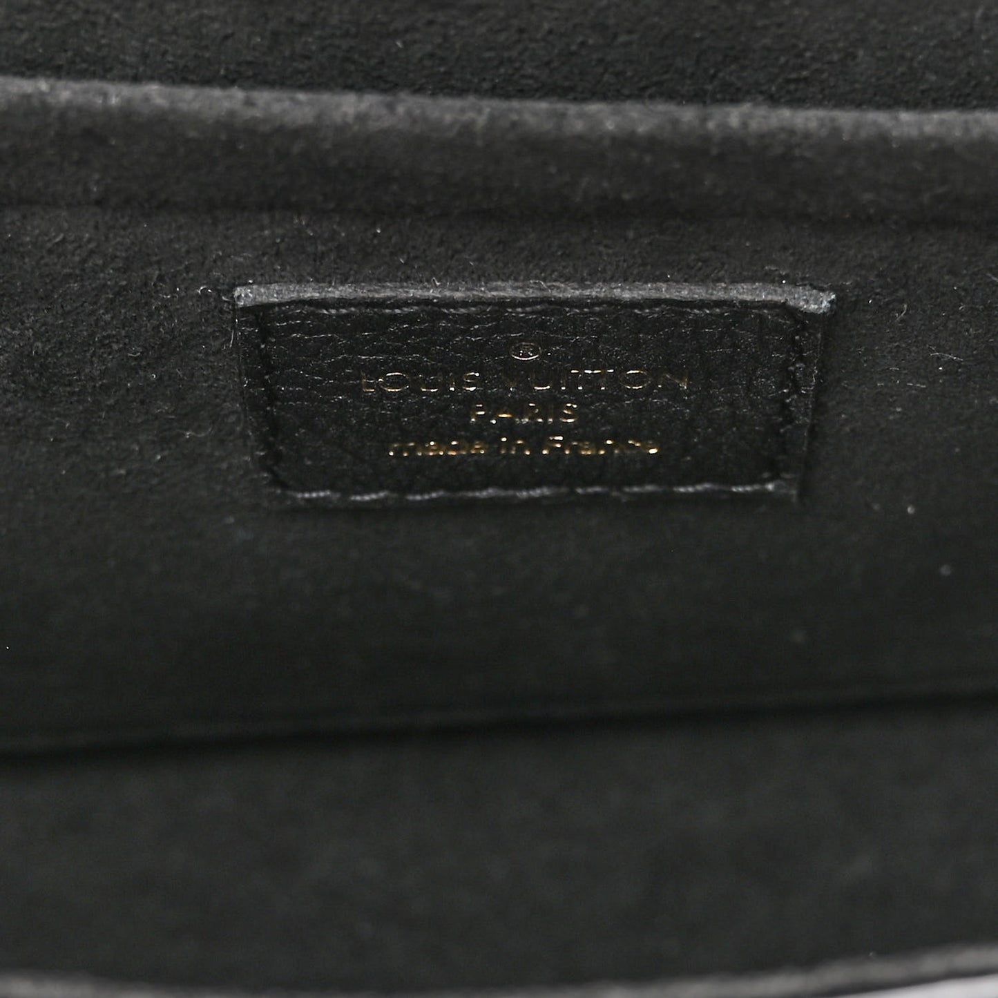 Grained Calfskin Lockme Tender Black