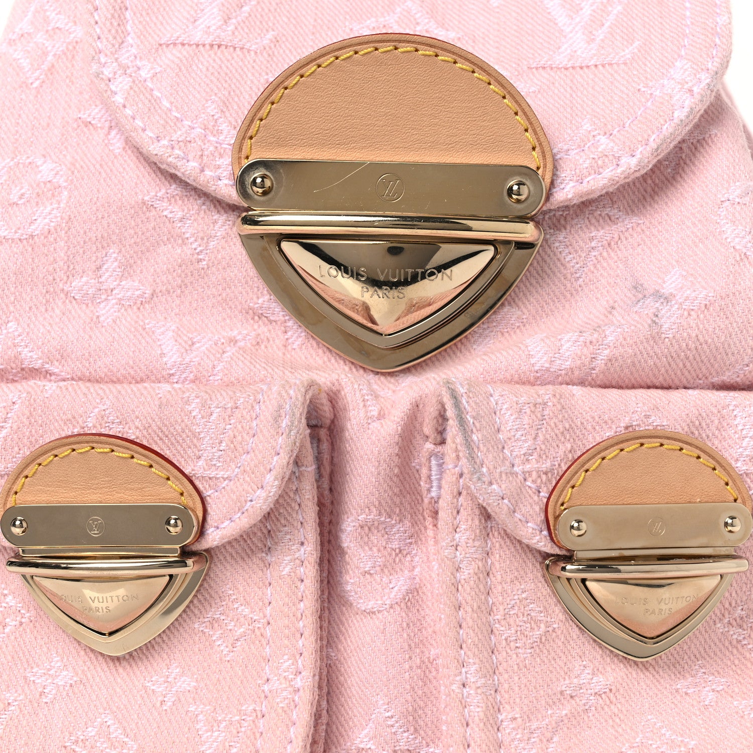 Louis Vuitton Denim Venice Backpack Washed Pink 1891890 – FASHIONPHILE