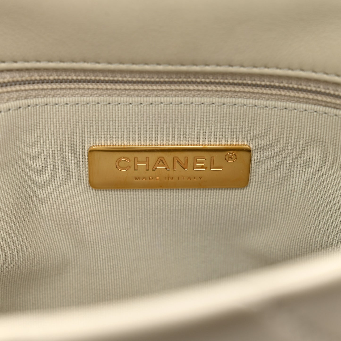 Lambskin Quilted Medium Chanel 19 Flap Light Grey